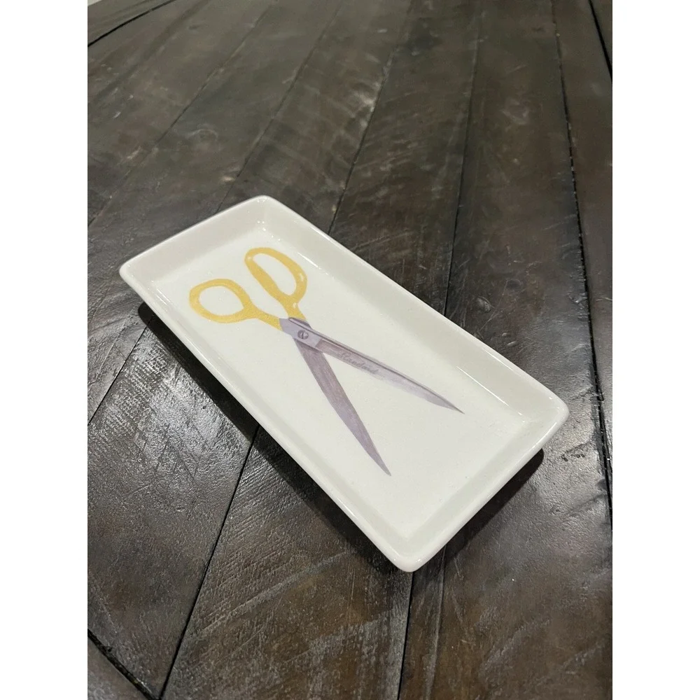 Vintage Magenta Rae Dunn Trinket Tray Dish Scissors‎ Gold White M Stamp